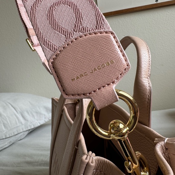 Marc Jacobs Logo Webbing Strap - Picture 2 of 7